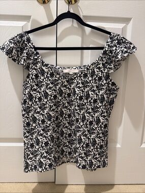 LOFT Black & White Floral Ruffle-Cap Camisole
